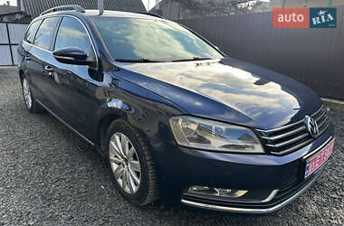 Volkswagen Passat 2011