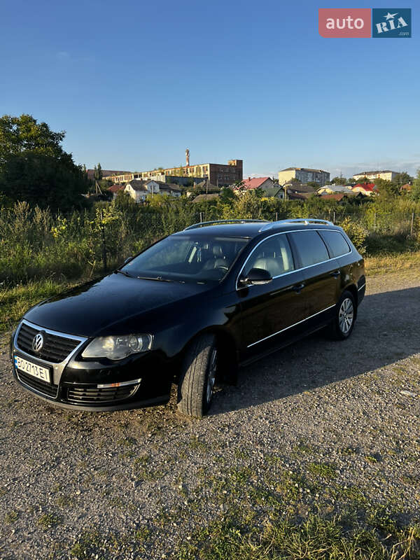 Универсал Volkswagen Passat 2010 в Тернополе