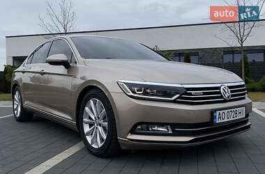 Седан Volkswagen Passat 2016 в Мукачево