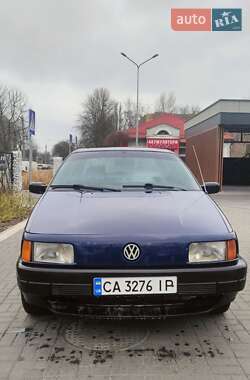 Седан Volkswagen Passat 1992 в Черкассах