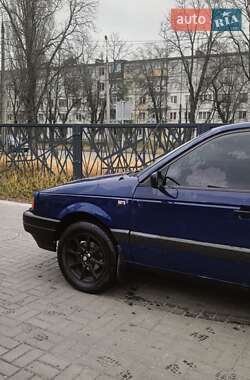 Седан Volkswagen Passat 1992 в Черкассах