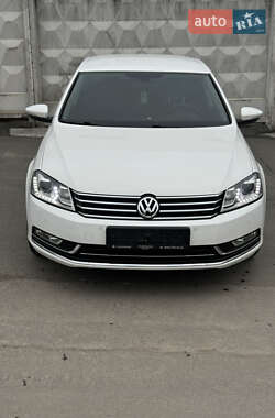 Volkswagen Passat 2012