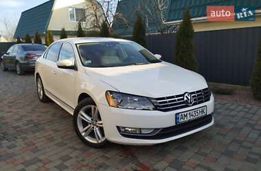 Седан Volkswagen Passat 2014 в Звягелі