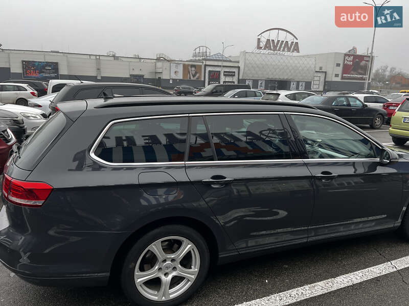 Універсал Volkswagen Passat 2016 в Києві