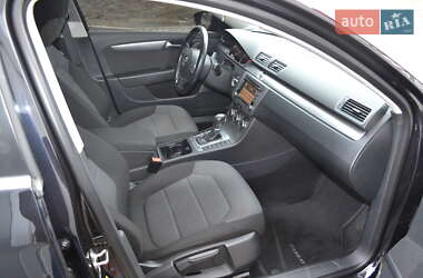 Седан Volkswagen Passat 2013 в Виннице