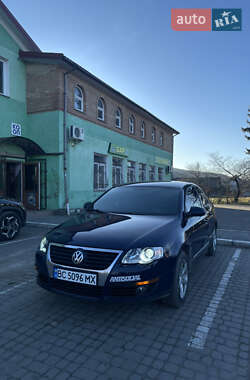 Седан Volkswagen Passat 2007 в Золочеві