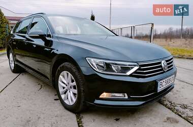 Универсал Volkswagen Passat 2017 в Львове