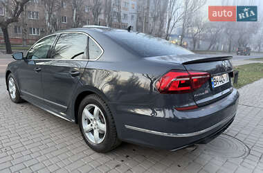 Седан Volkswagen Passat 2016 в Одесі