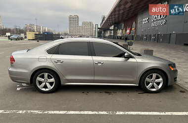 Седан Volkswagen Passat 2013 в 