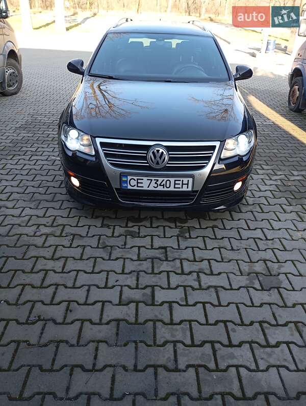 Універсал Volkswagen Passat 2010 в Новоселиці