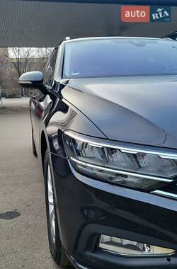 Универсал Volkswagen Passat 2020 в Кривом Роге