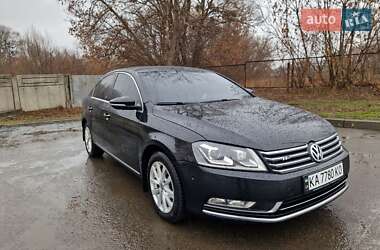 Седан Volkswagen Passat 2011 в Харькове