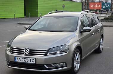 Універсал Volkswagen Passat 2013 в Києві