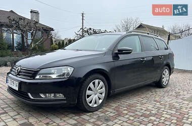 Универсал Volkswagen Passat 2012 в 