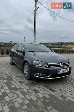 Volkswagen Passat 2011