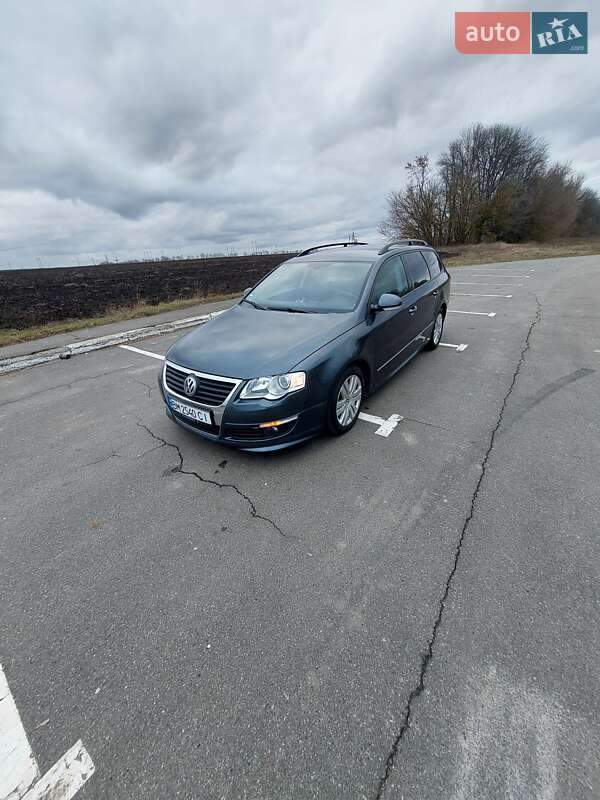 Универсал Volkswagen Passat 2010 в Конотопе