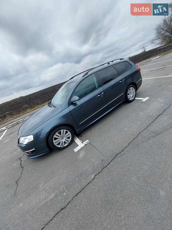 Универсал Volkswagen Passat 2010 в Конотопе
