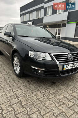 Седан Volkswagen Passat 2009 в Луцьку