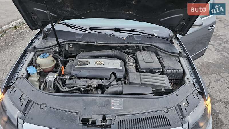 Седан Volkswagen Passat 2008 в Одессе