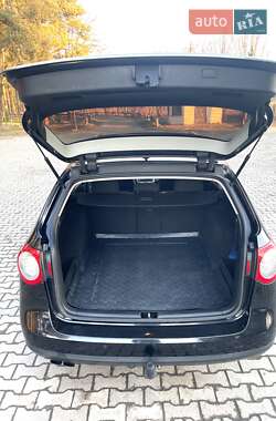 Универсал Volkswagen Passat 2009 в 
