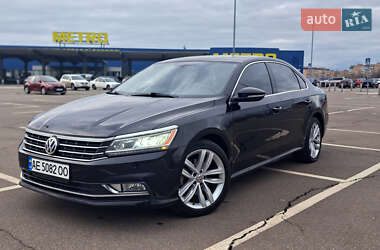Седан Volkswagen Passat 2018 в Кривом Роге
