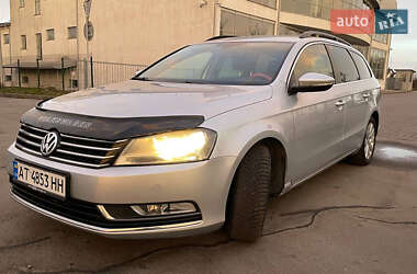 Універсал Volkswagen Passat 2013 в Івано-Франківську