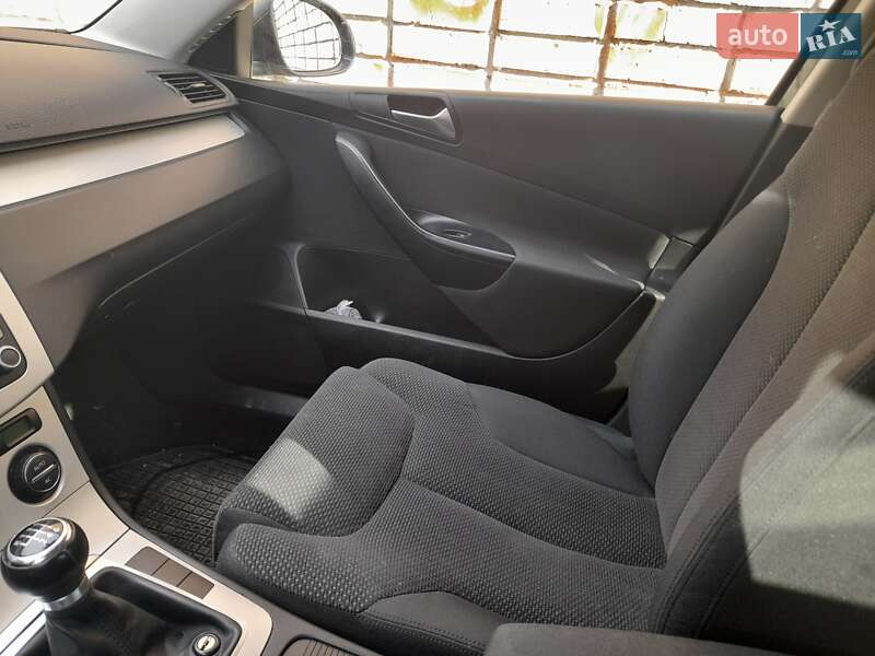 Седан Volkswagen Passat 2009 в Києві фото 3 Седан Volkswagen Passat 2009 в Києві