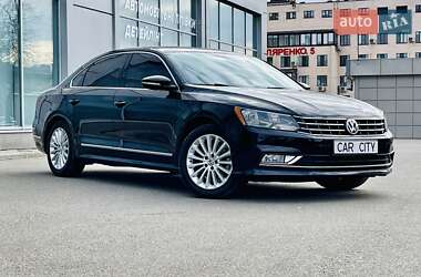 Седан Volkswagen Passat 2015 в Києві