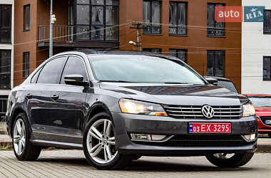 Седан Volkswagen Passat 2014 в Львові