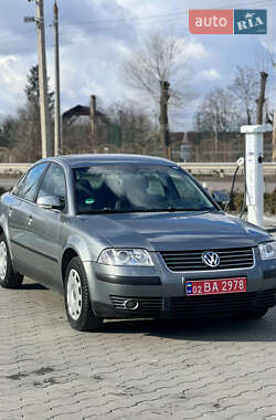 Седан Volkswagen Passat 2003 в Вінниці