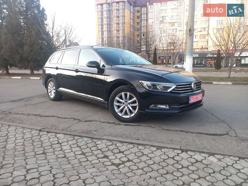 Универсал Volkswagen Passat 2017 в Калуше