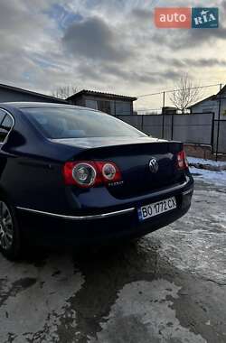 Седан Volkswagen Passat 2008 в Гусятине