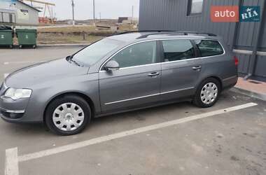 Універсал Volkswagen Passat 2006 в Львові