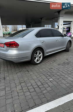 Седан Volkswagen Passat 2013 в Одессе