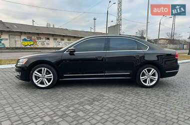 Седан Volkswagen Passat 2013 в Одесі