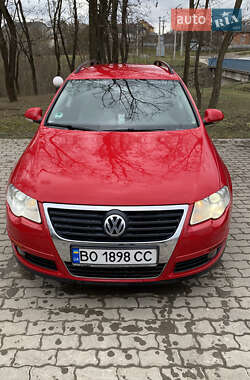 Универсал Volkswagen Passat 2008 в Хоросткове