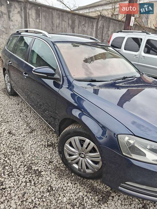 Универсал Volkswagen Passat 2013 в Виннице