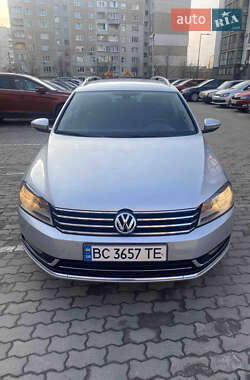 Volkswagen Passat 2011