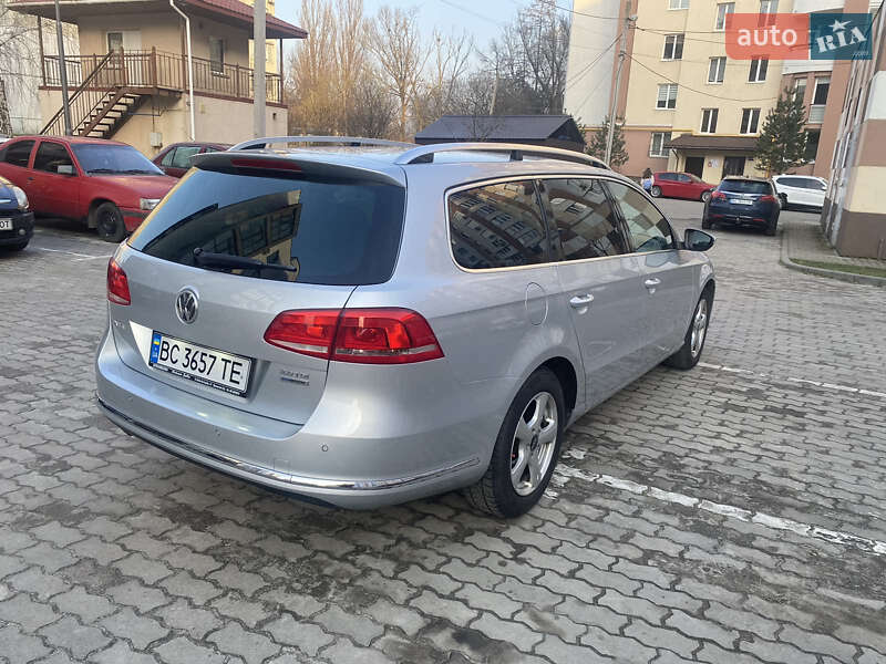 Універсал Volkswagen Passat 2011 в Львові