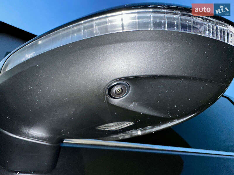 Седан Volkswagen Passat 2018 в Львове