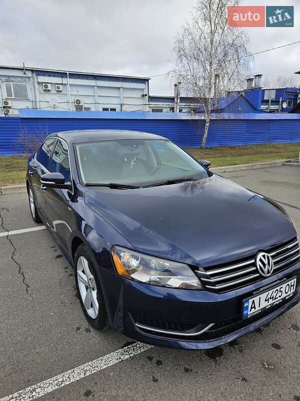 Седан Volkswagen Passat 2013 в Борисполе