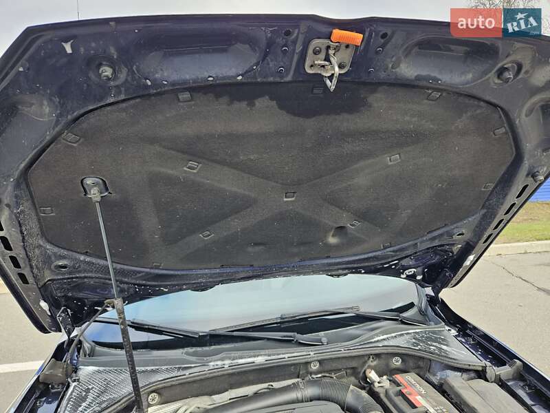 Седан Volkswagen Passat 2013 в Борисполе