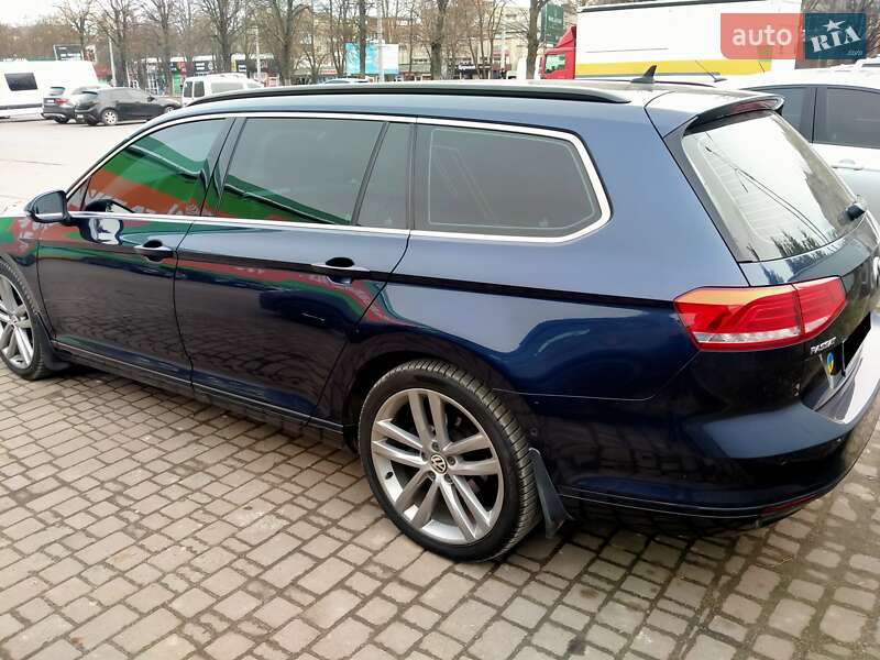 Універсал Volkswagen Passat 2015 в Івано-Франківську
