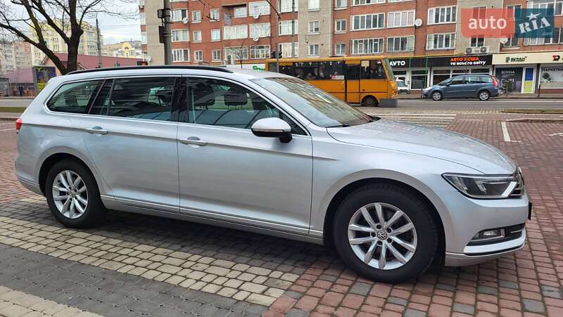 Універсал Volkswagen Passat 2016 в Калуші