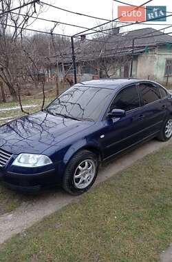 Седан Volkswagen Passat 2003 в Борщеве