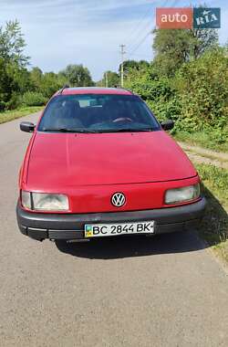 Универсал Volkswagen Passat 1989 в 
