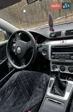 Седан Volkswagen Passat 2007 в 