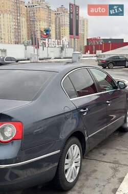 Седан Volkswagen Passat 2008 в Киеве