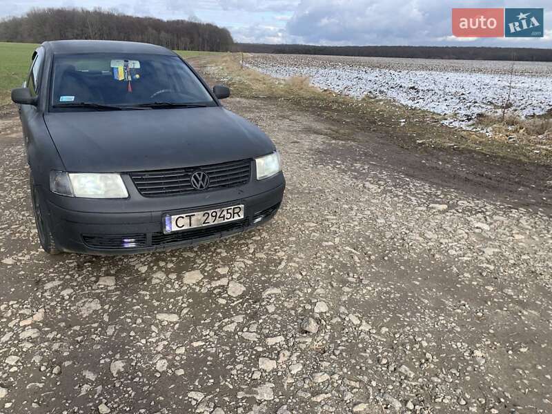 Седан Volkswagen Passat 2000 в Виннице