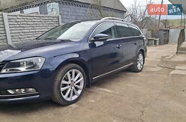 Универсал Volkswagen Passat 2012 в Жмеринке